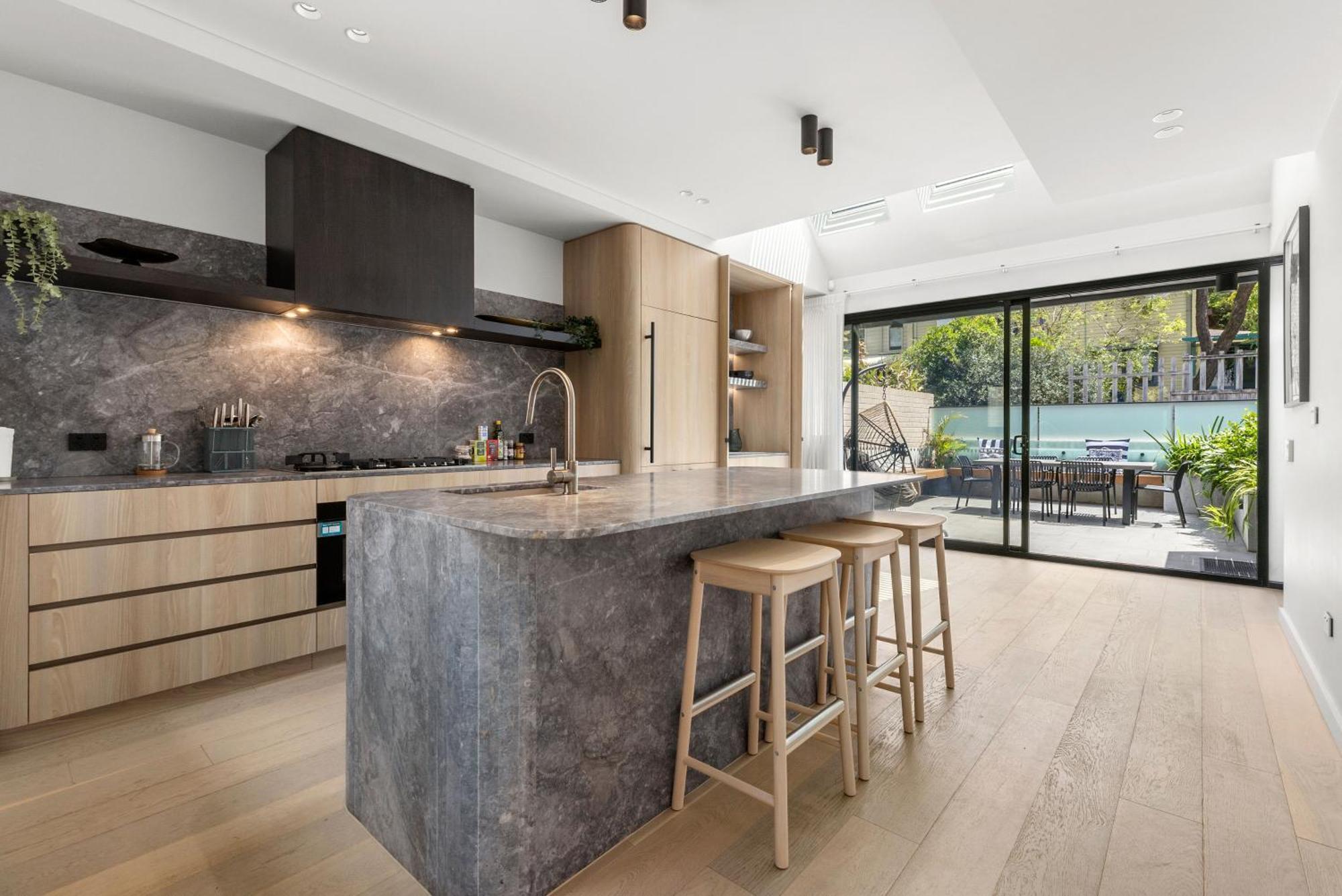 Apartment Perfect Vacation W Terrace & Private Garage *