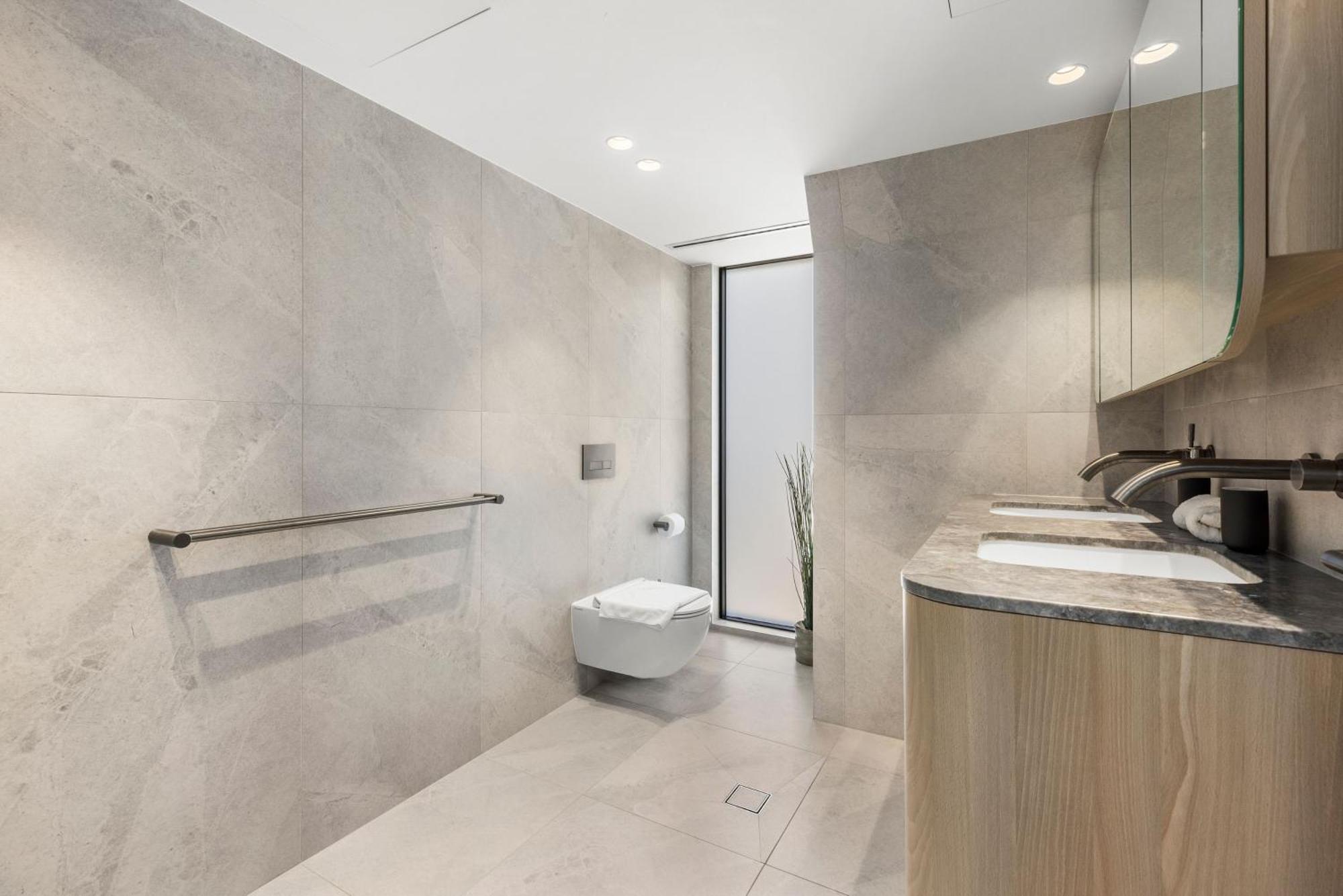 Perfect Vacation W Terrace & Private Garage Sydney