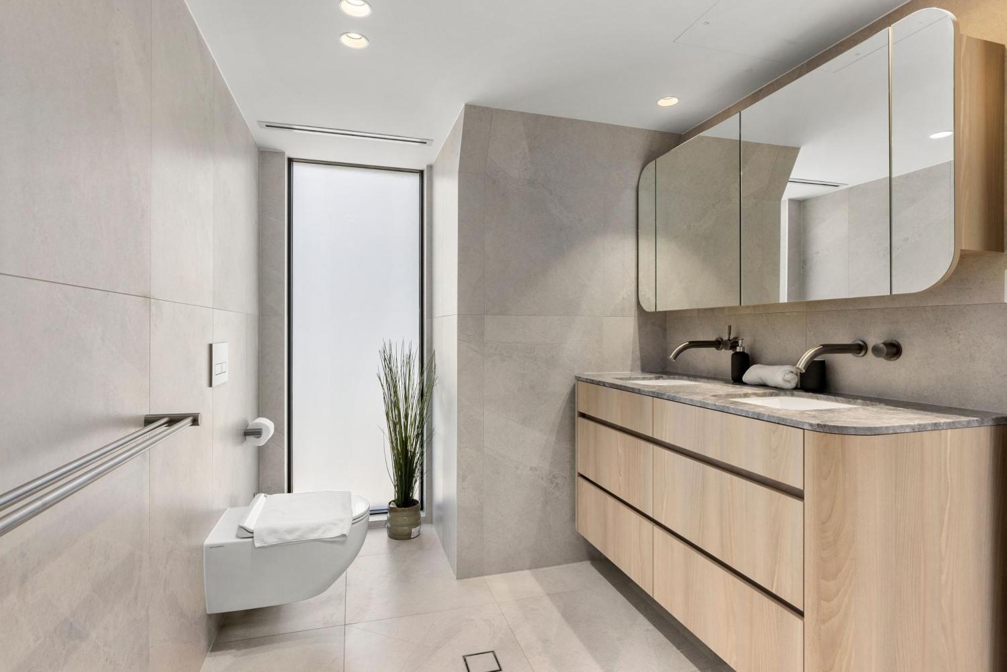 Perfect Vacation W Terrace & Private Garage * Sydney