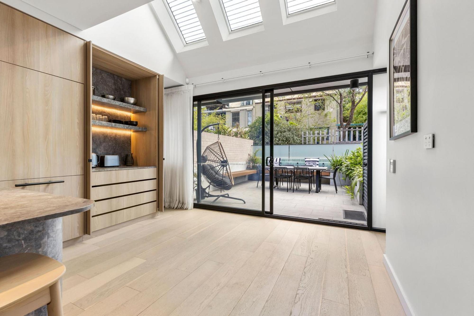 Perfect Vacation W Terrace & Private Garage * Sydney